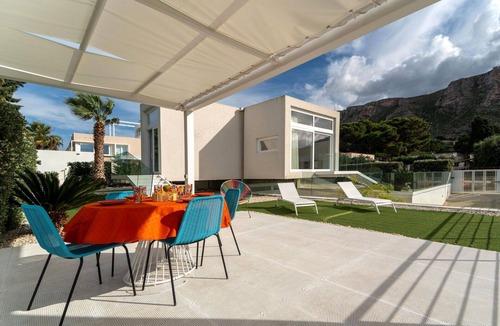Pizzolungo Villa | Villa Pizzolungo – Modern villa just 200 mt from the sea in Sicily