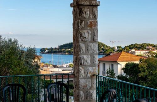Saint-Jean-Cap-Ferrat Villa | Villa Primavera Splendid villa with sea view in Saint-Jean Cap Ferrat