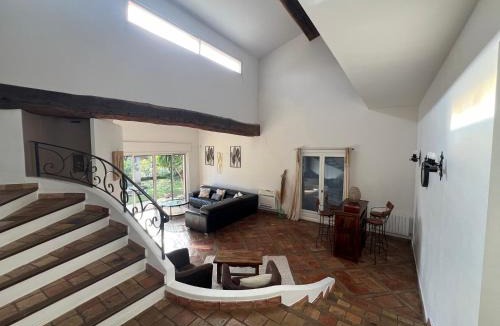 Le Rouret Villa | Villa provençale calme avec piscine chauffée 6 ch