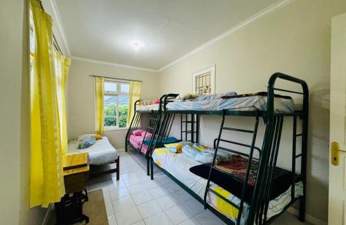 Cipanas Villa | Villa Puncak Resort Tretes