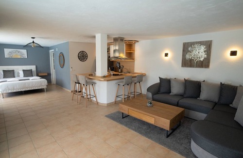 Frejus Villa | Villa Riposa: Dream villa with heated pool
