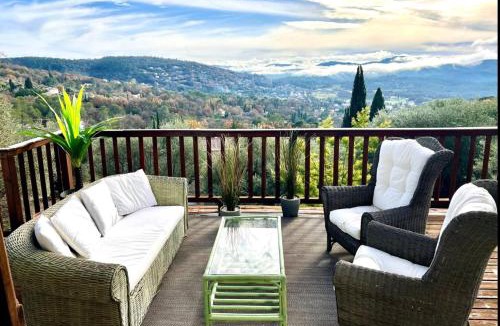 Montauroux House | Villa Robinson Belvedere