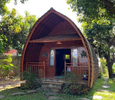 Kalibukbuk Villa | Villa Rumah Kayu Lovina