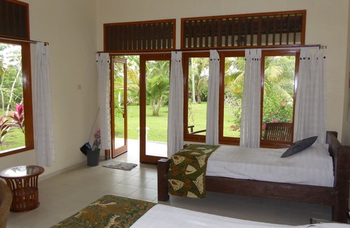 Kalibaru Hotel | Villa Rumah Kita