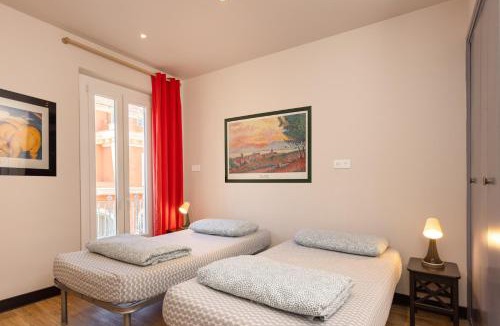 Jean-Medecin Hostel | Villa Saint Exupery Beach Hostel