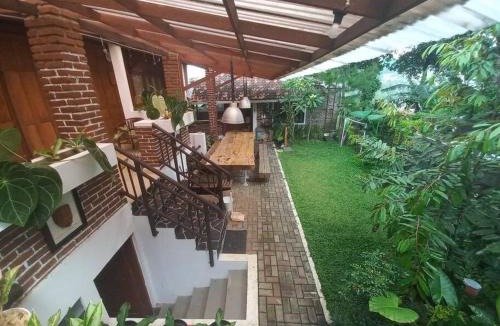 Bandung House | Villa Sajodo [Hilltop Get Away w/Valley View]