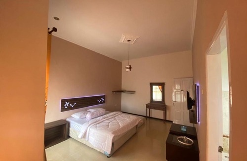 Sidomulyo House | Villa Santai Syariah