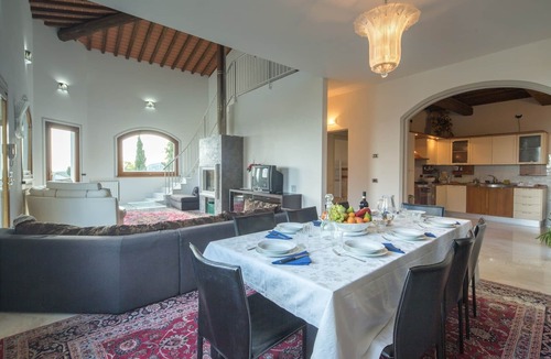 Pescia Villa | Villa Serafina In Pescia, Tuscany
