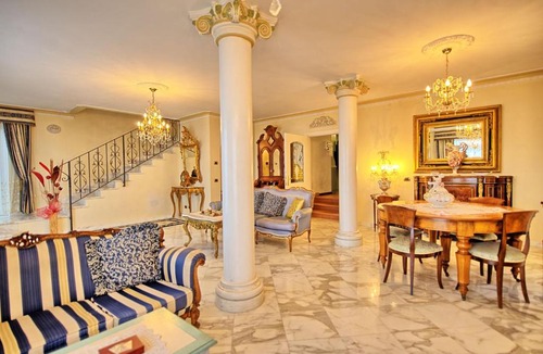 Corsanico Villa | Villa Sophia
