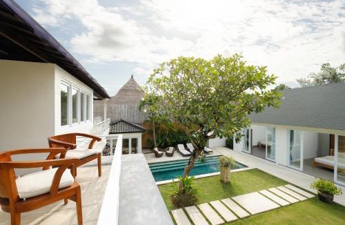 Sunset Road Villa | Villa Swarna by Nakula