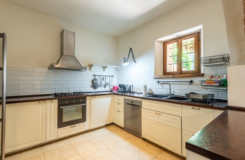 Ponte di Gabbiano Villa | Villa Torre Among the Hills of Siena