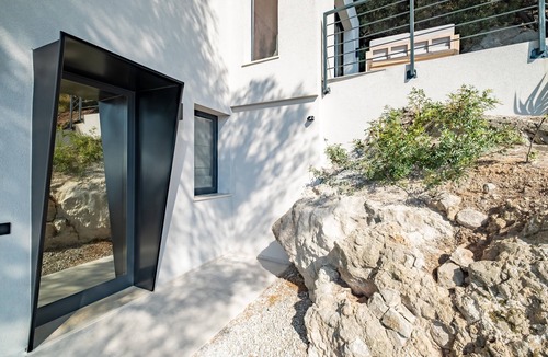 Villefranche-sur-Mer Villa | Villa VISTA MARE by ivillamia.com