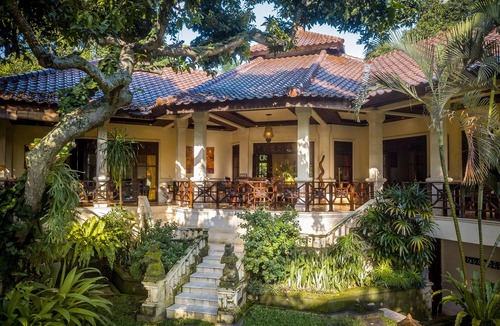 Rangdu Villa | Villa Wana: Wonderful luxury hideaway surrounded by nature