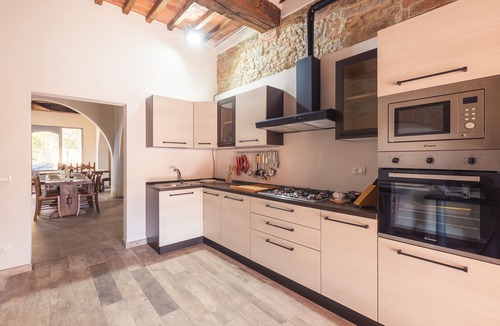 Marciano della Chiana Villa | Villa with swimming pool for more than 20 people