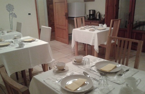 Bagni di Lucca Villa | Villa with 6 double bedrooms and 5 bathrooms.River views, pool and walk to town