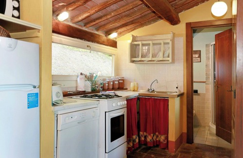 Matraia Apartment | Villa with pool and views over Lucca hills