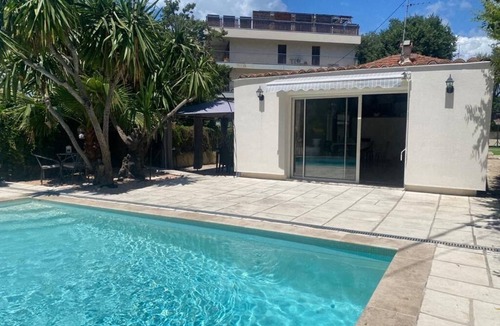 Prado - Republique Villa | Villa with pool Cannes 8 people