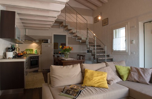 Isola Vicentina Villa | Villa with pool 10 minutes from Vicenza, garden, privacy, panoramic view