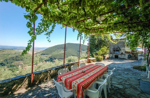 Buti House | Villa with private pool 20km from Pisa, 34 from sea. Quiet area, panoramic view