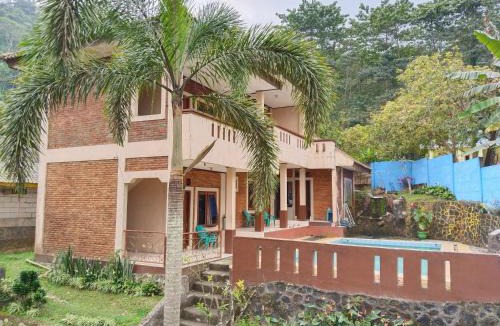 Cisarua Hotel | Villa Yustisia Curug 7 Cilember