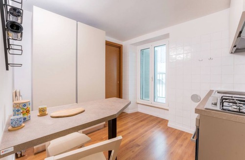 Rione XVIII Castro Pretorio Apartment | Villafranca Loft , Modern Studio Nearby the Station