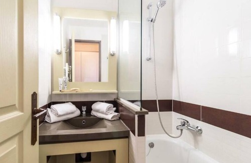 Cap Esterel Apartment | Village Pierre & Vacances Cap Esterel - Studio 4 people - 1 sleeping area - Terrace - Air-conditioned - Renovated