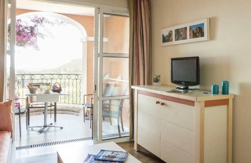 Cap Esterel Apartment | Village Pierre & Vacances Cap Esterel - Studio 4 people - 1 sleeping area - Terrace - Air-conditioned - Renovated
