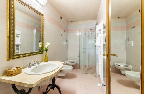 Pescia Hotel | Villaggio Albergo San Lorenzo e Santa Caterina