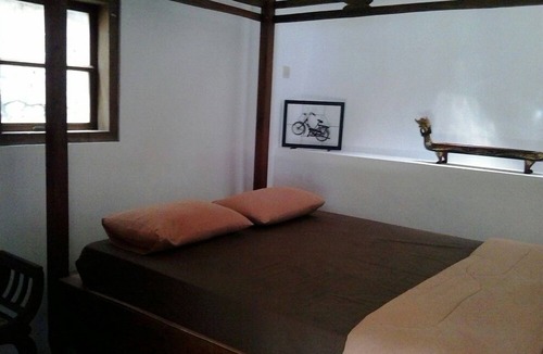 Klojen House | villas in batu indonesia