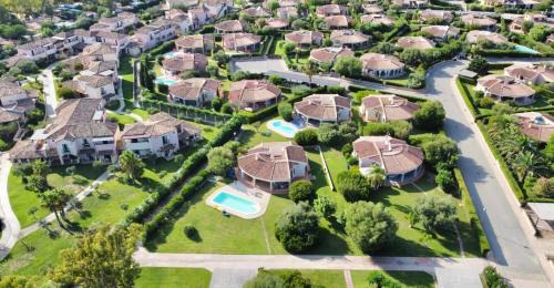 Costa Rei Villa | Villas with private pool just 400 meters from the Costa Rei - beach