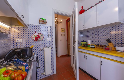 Corsanico-Bargecchia Villa | Villino di Corsanico with view, Massarosa, Italy