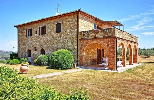 San Gimignano Apartment | Vittoriana 3 - Country house with swimming pool in San Gimignano, Tuscany
