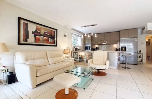 Cannes City Centre Apartment | Viva Riviera 2 Bedrooms with swimming pool