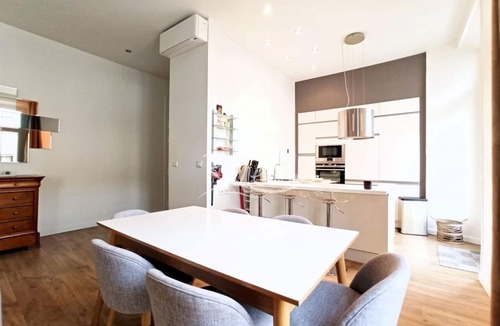 Cannes City Centre Apartment | Viva Riviera Spacious and Central 3 Bedrooms 2 Bathrooms