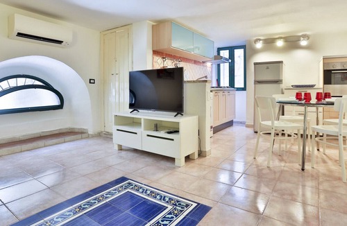 Rione Duomo Apartment | Vrbo Property