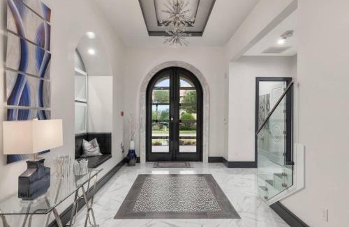 Reunion House | W400J - Luxury Modern Mansion with Basketball Court at Reunion