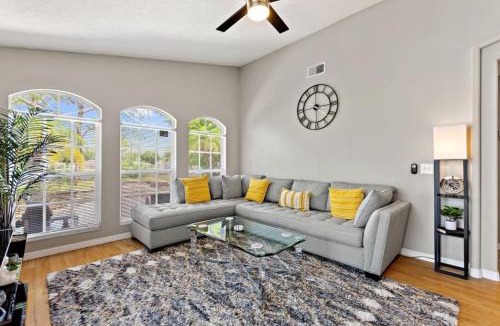 Sunridge Woods Villa | Waterview 3 bed in Sunridge Woods villa