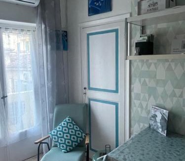 Old Town Apartment | Welcome in the cozy blue nest pedestrian Menton