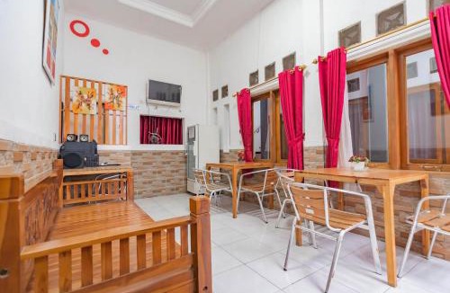 Garut Hotel | Wisma Vandera Syariah Garut Mitra RedDoorz