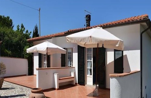 Sant' Andrea Apartment | With Furnished Terrace and Close to the Beach - Apartment Denise 6