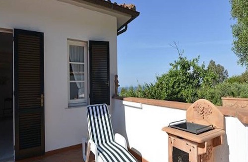 Sant' Andrea Apartment | With Furnished Terrace and Close to the Beach - Apartment Denise 6