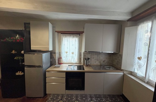 Mologno Apartment | Within walking distance of downtown, with free public parking