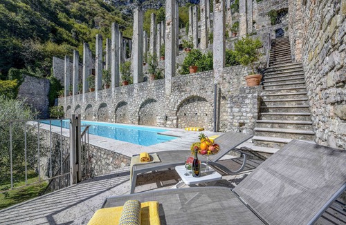 Gargnano Villa | Wonderful house with private pool in Limonaia