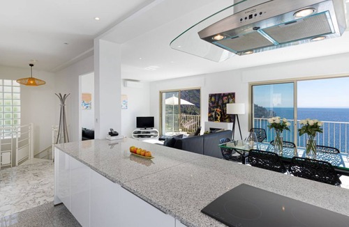 Eze Villa | Wonderful modern Villa, with spectacular view of the Ocean and the Bay of Eze.
