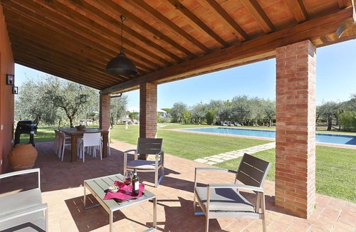 Colle di Compito Villa | Wonderful private villa with private pool, A/C, WIFI, TV, veranda and panoramic view, close to L.