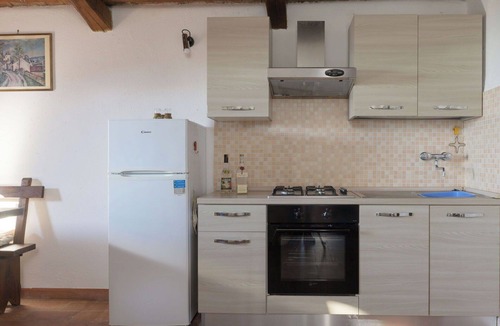 Roccastrada House | Wonderful private villa for 8 guests with A/C, WIFI, TV, patio and pets allowed
