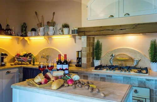 Peccioli Villa | Wonderful private villa for 11 guests with A/C, WIFI, private pool, TV and veranda