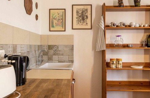 Perledo Villa | Wonderful private villa for 6 guests with WIFI, private pool, TV, patio and pets allowed