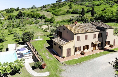 Volterra House | Wonderful private villa for 9 people with private pool, WIFI, TV and terrace