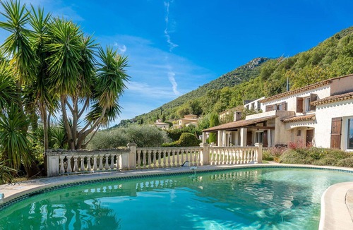 Gattieres House | Wonderful private villa for 8 guests with WIFI, private pool, TV, terrace, pets allowed and park...